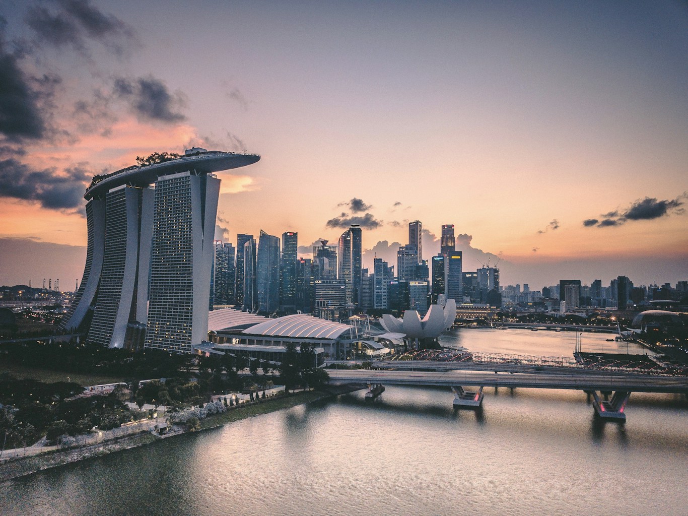 Solo Travel in Singapore: Tips for Exploring Alone