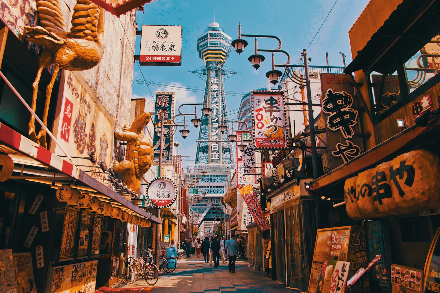 Solo Trip to Osaka: 10 Must-Visit Spots for Independent Travelers