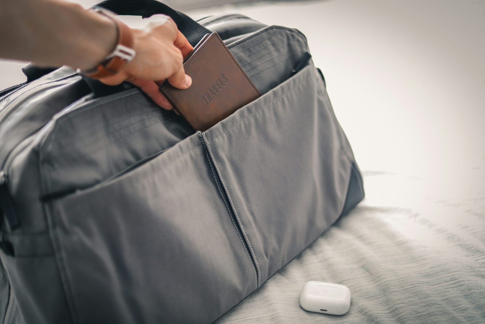 How to Pack Light: 10 Must-Have Items for Every Traveler